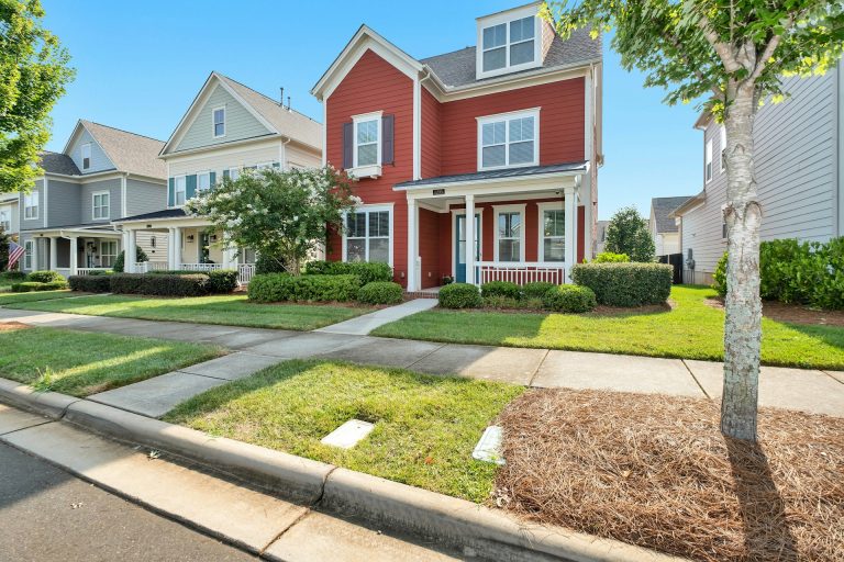 How to Research a Neighborhood Before You Buy: What to Compare Before Choosing a Community